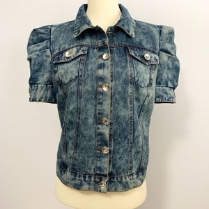 Elan Short Sleeve Puff Sleeve Jean Jacket
